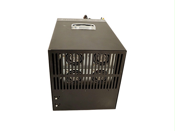 3000W 直流不间断电源（内置电池）DUP-202Q-IA03