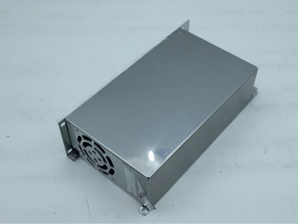 高效双输入（太阳能+交流电）12V直流电源