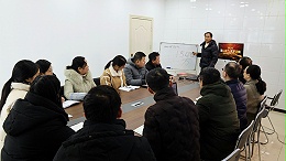 艾德杰电源-年终总结